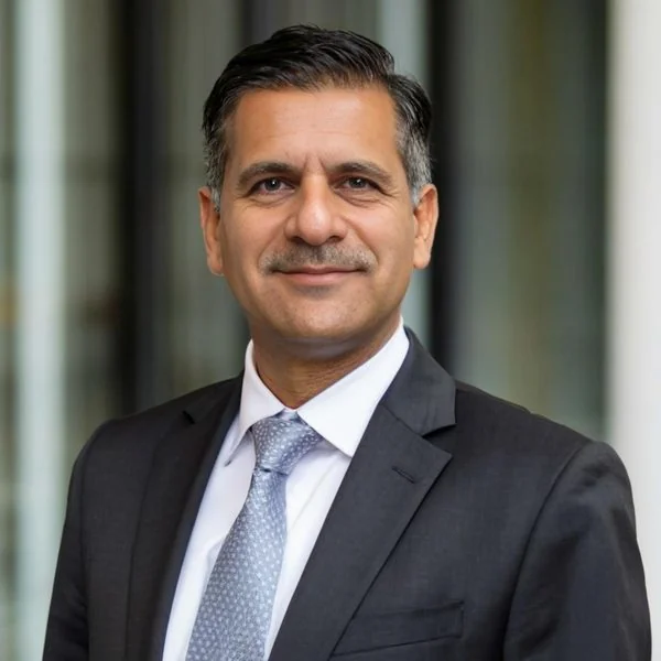 Muhammad Zakir Khan, Registered Foreign Lawyer at KQ Solicitors
